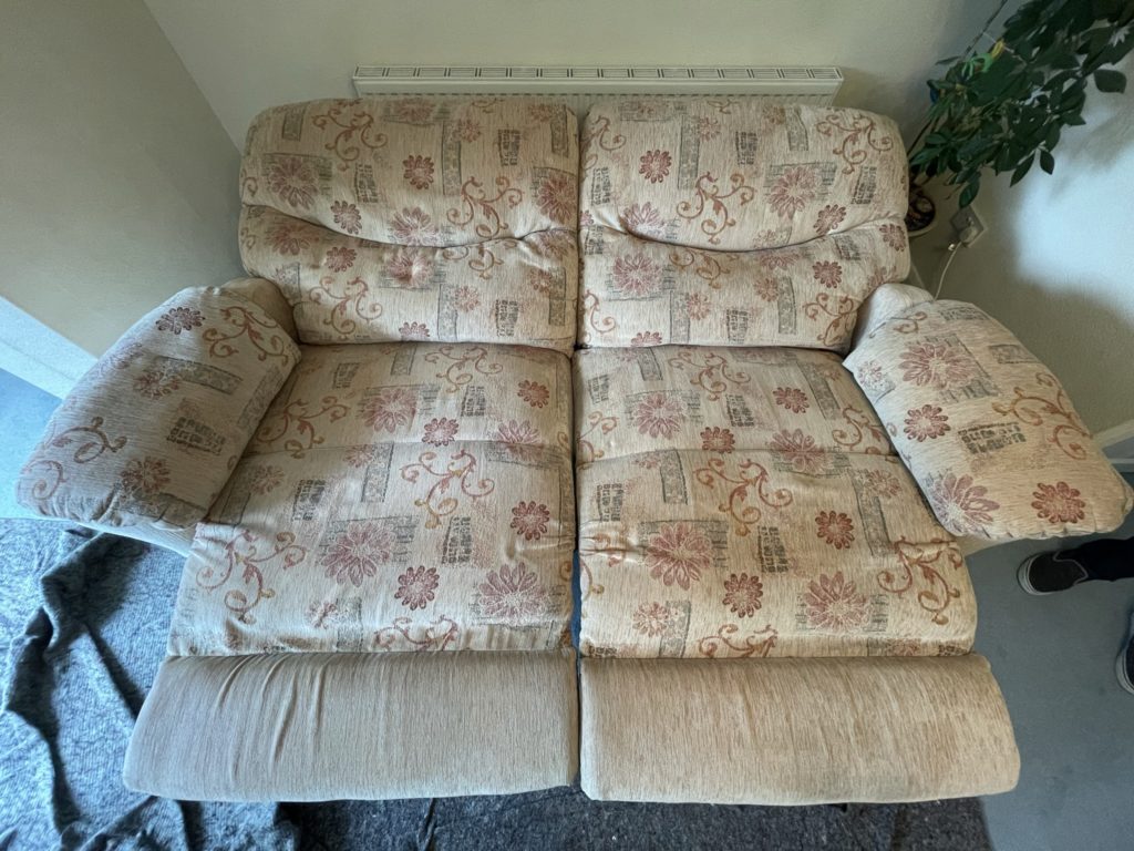 IMG_9515 sofa upholstery cleaning camberley